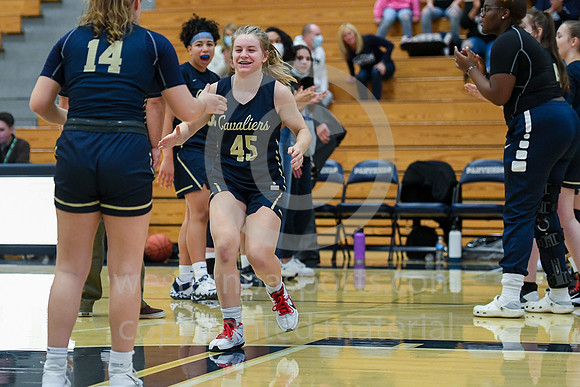Girls Hoops-FR vs Kiski Area_20211217-KR1_3608