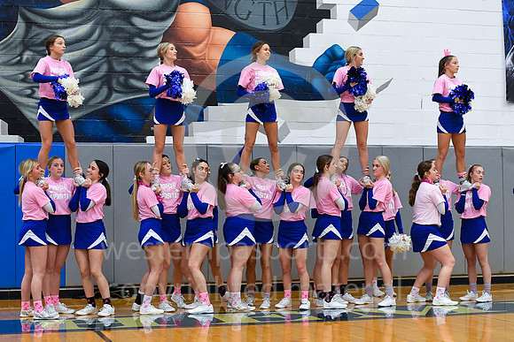 Boys Hoops-Hempfield vs BVA_20211218-KR1_7501