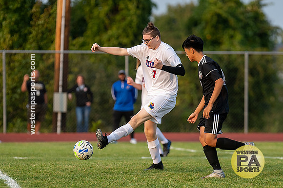 Boys Soccer_GCC vs Jeannette_20200924-KR1_0514