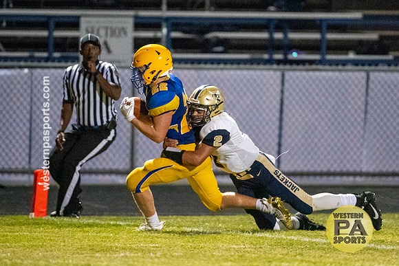 Football-Derry-Freeport_20200925-_BR27203