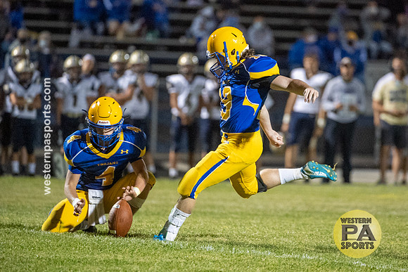 Football-Derry-Freeport_20200925-_BR27290