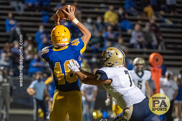 Football-Derry-Freeport_20200925-_BR27416