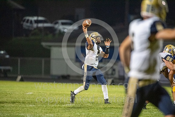 Football-Derry-Freeport_20200925-_BR28931