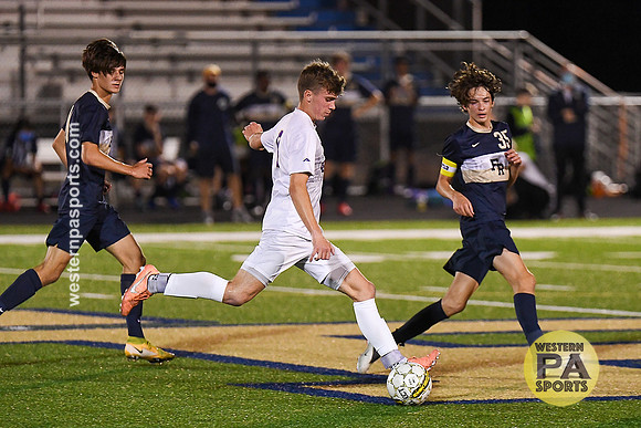 Boys Soccer_FR vs Plum_20200928-KR1_4603