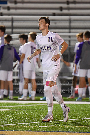 Boys Soccer_FR vs Plum_20200928-KR1_3924