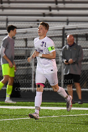 Boys Soccer_FR vs Plum_20200928-KR1_3978