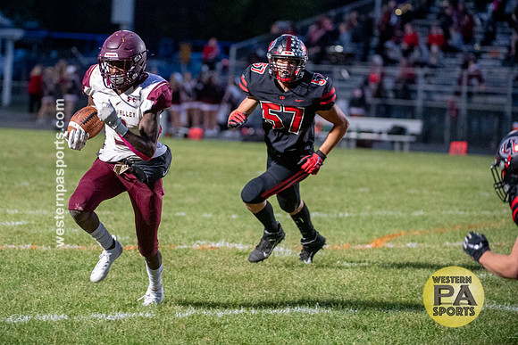 Football-LigonierValley-SteelValley_20201002-_BR22812