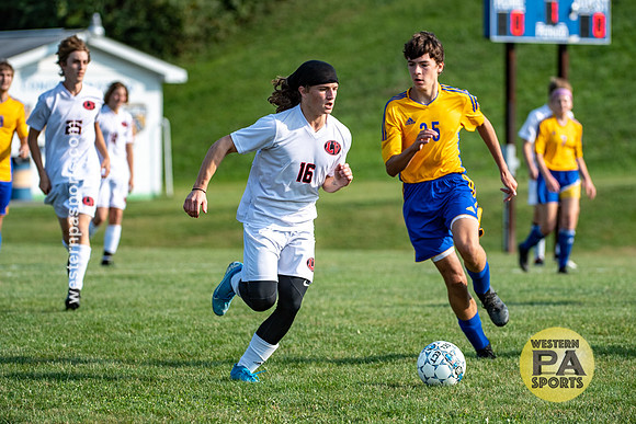 BoysSoccer-LigonierValley-Derry_20201006-_BR25697
