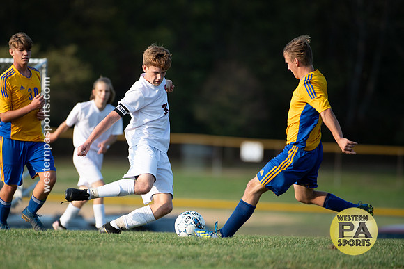 BoysSoccer-LigonierValley-Derry_20201006-_BR27785