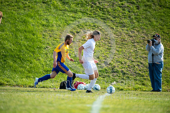 BoysSoccer-LigonierValley-Derry_20201006-_BR25300