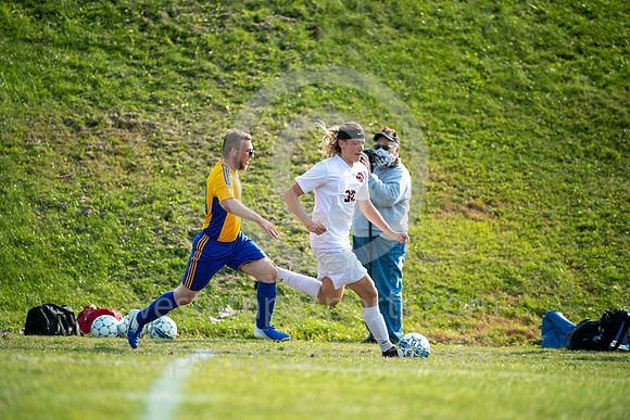 BoysSoccer-LigonierValley-Derry_20201006-_BR25303