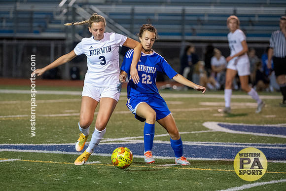 GirlsSoccer-Hempfield-Norwin_20201007-_BR20021