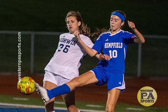 GirlsSoccer-Hempfield-Norwin_20201007-_BR20372