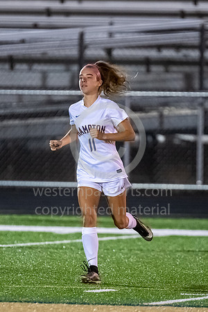 Girls Soccer_FR vs Hampton_20201007-KR1_0986