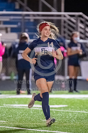Girls Soccer_FR vs Hampton_20201007-KR1_1103