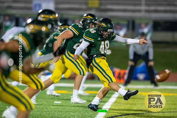 Football-PT-Connellsville_20201016-_BR24662
