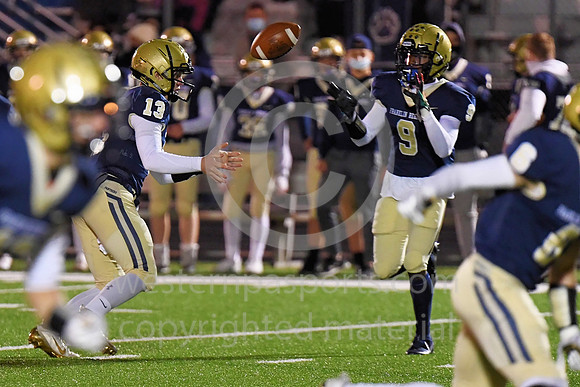 20201016_Football-Franklin Regional vs Latrobe-KR1_2965