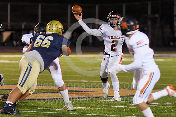 20201016_Football-Franklin Regional vs Latrobe-KR1_3081