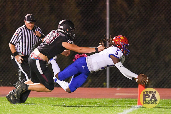 Football_GCC vs Jeannette_20201023-KR1_8357