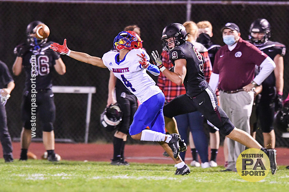 Football_GCC vs Jeannette_20201023-KR1_8827