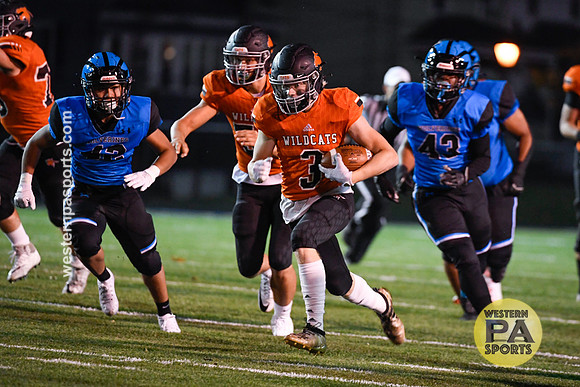 Football-Latrobe-WH_20201023-_BR20027