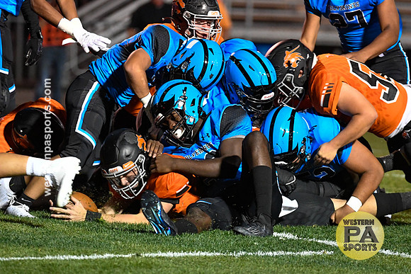 Football-Latrobe-WH_20201023-_BR20124