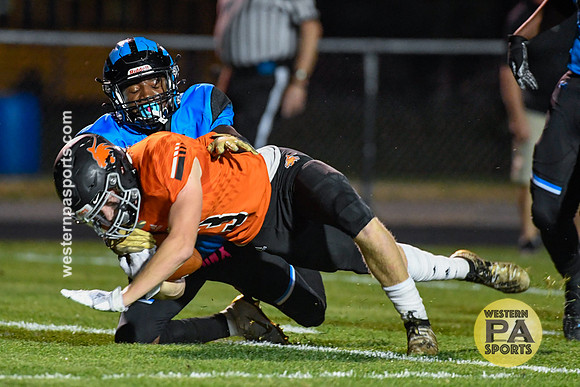 Football-Latrobe-WH_20201023-_BR20465