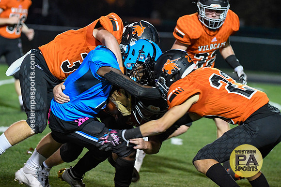 Football-Latrobe-WH_20201023-_BR20550
