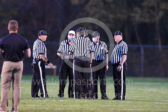 Football_GCC vs Jeannette_20201023-KR1_8252
