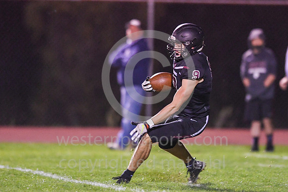 Football_GCC vs Jeannette_20201023-KR1_8270