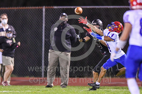 Football_GCC vs Jeannette_20201023-KR1_8287