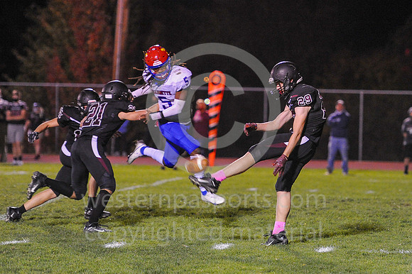 Football_GCC vs Jeannette_20201023-KR3_1303