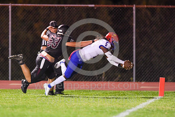 Football_GCC vs Jeannette_20201023-KR1_8356