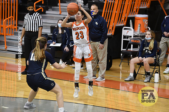 Girls Hoops-Latrobe vs FR_20210108-KR1_8963