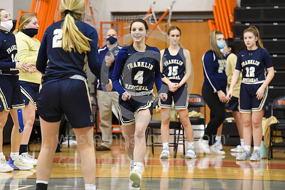 Girls Hoops-Latrobe vs FR_20210108-KR1_8521