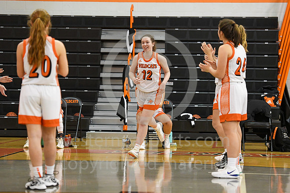 Girls Hoops-Latrobe vs FR_20210108-KR1_8564
