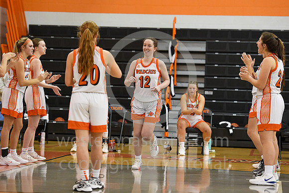 Girls Hoops-Latrobe vs FR_20210108-KR1_8567