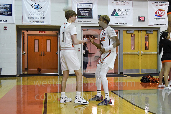 Boys Hoops-Latrobe vs FR_20220107-WP1_5690