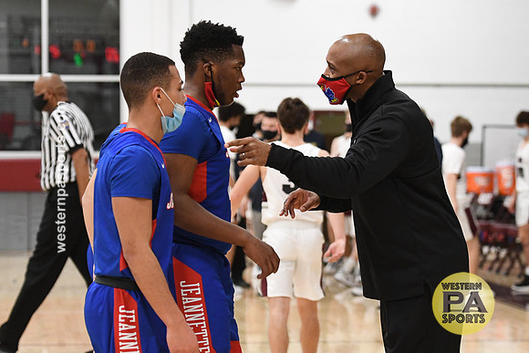 Boys Hoops-GCC vs Jeannette_20210205-KR1_9491