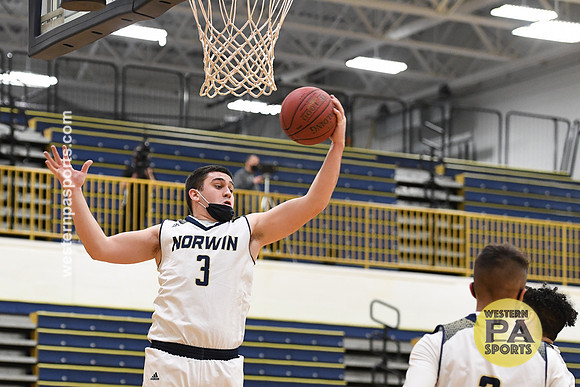 Boys Hoops-Norwin vs PT_20210212-KR1_1410