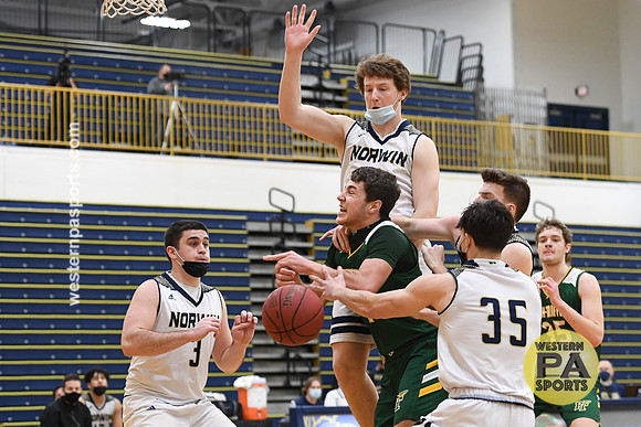 Boys Hoops-Norwin vs PT_20210212-KR1_1450