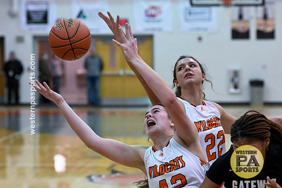 011322-Girls Hoops-Latrobe vs Gatewayr-BR9-1421
