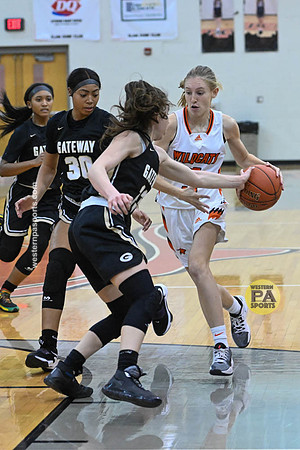 011322-Girls Hoops-Latrobe vs Gatewayr-BR9-1655