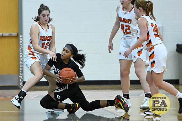 011322-Girls Hoops-Latrobe vs Gatewayr-BR9-1693