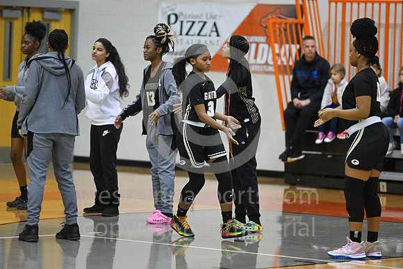 011322-Girls Hoops-Latrobe vs Gatewayr-BR9-0837