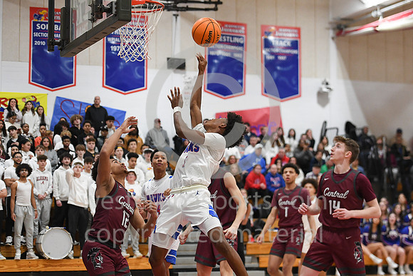 Boys Hoops_Jeannette vs GCC_20250110-KR1_5108