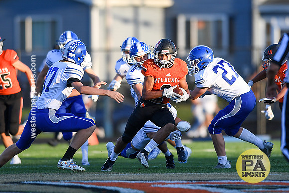 Football_Latrobe vs Hempfield_20220909-KR1_1766