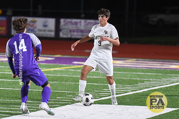 Boys Soccer_FR vs Plum_20220927-KR1_9797