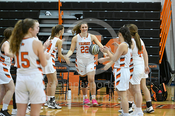 020021022- GirlsHoops-LatrobeVsGSalem-BR9-9941
