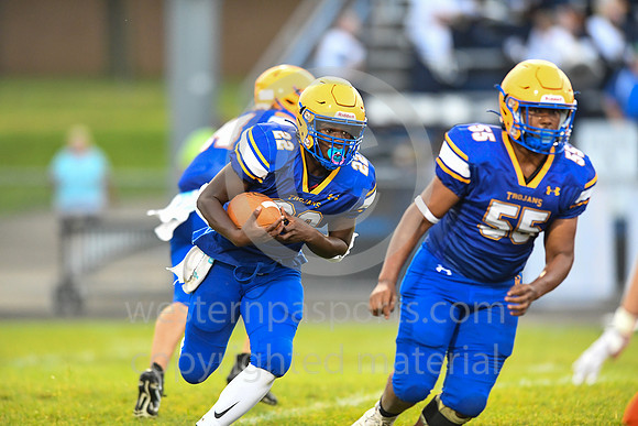 Football_Derry vs Latrobe_20220826-KR1_1772